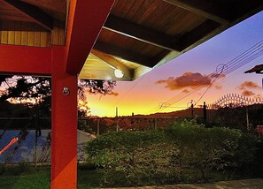 Property grounds - Charming 3-bedroom house in fabulous Monte Verde with WiFi (Monte Verde)