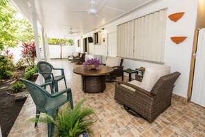 شرفة/رواق