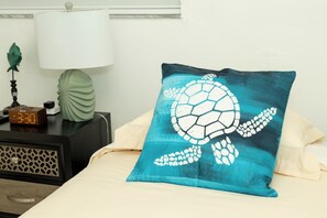 4 habitaciones, tabla de planchar con plancha, cuna de viaje y wifi