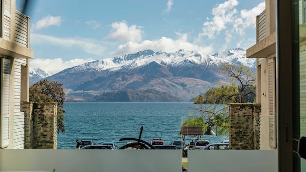 Interior - Lakeview Park Apartment (Wanaka)