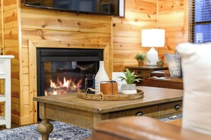 Interior - Luxury Cabin Near Lake - Sauna, Cold Plunge, Hot Tub, Fire Pit, & Games (Broken Bow)