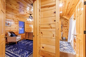 Interior - Luxury Cabin Near Lake - Sauna, Cold Plunge, Hot Tub, Fire Pit, & Games (Broken Bow)