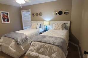 2 bedrooms, iron/ironing board, travel cot, WiFi