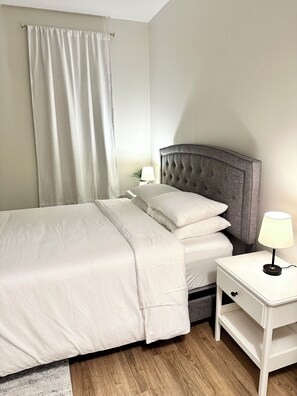 2 bedrooms, desk, iron/ironing board, travel cot
