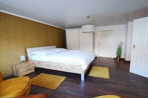 4 Schlafzimmer