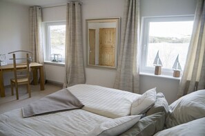 4 bedrooms, free WiFi