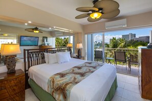 2 bedrooms, in-room safe, iron/ironing board, WiFi - Waikiki Shore 518 Partial Ocean View 2 Bedroom (Honolulu)