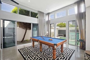Spielezimmer