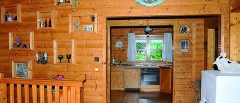 المنشأة من الداخل