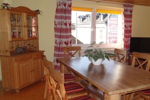 تناول الطعام