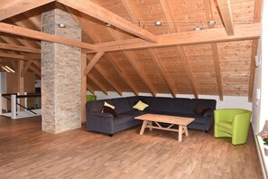 Smart TV, fireplace - Lovely apartment in Himmelkron (Himmelkron)