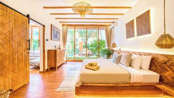 6 slaapkamers, een bureau, een strijkplank/strijkijzer, wifi