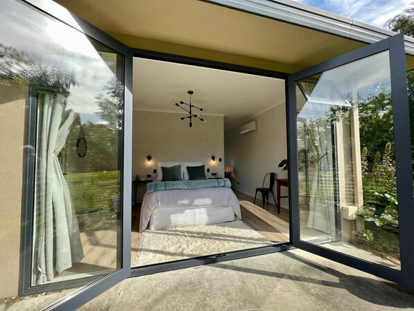 1 chambre, fer et planche à repasser, Wi-Fi, literie fournie