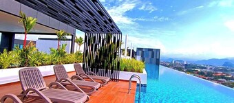 The Horizon Ipoh Dual L13A by Grab A Stay