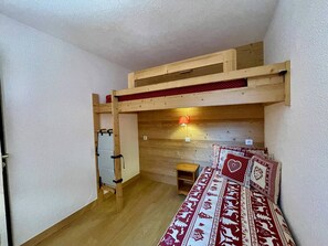 1 Schlafzimmer
