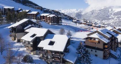 Charming 1BR apartment with terrace, near slopes, free parking