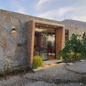 Exterior detail - HOP TERRACOTA Summary (Ica)