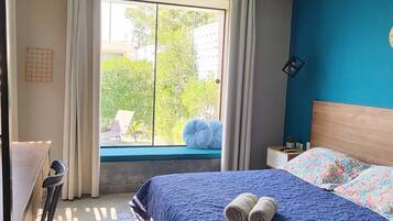 2 bedrooms, iron/ironing board, WiFi, bed sheets