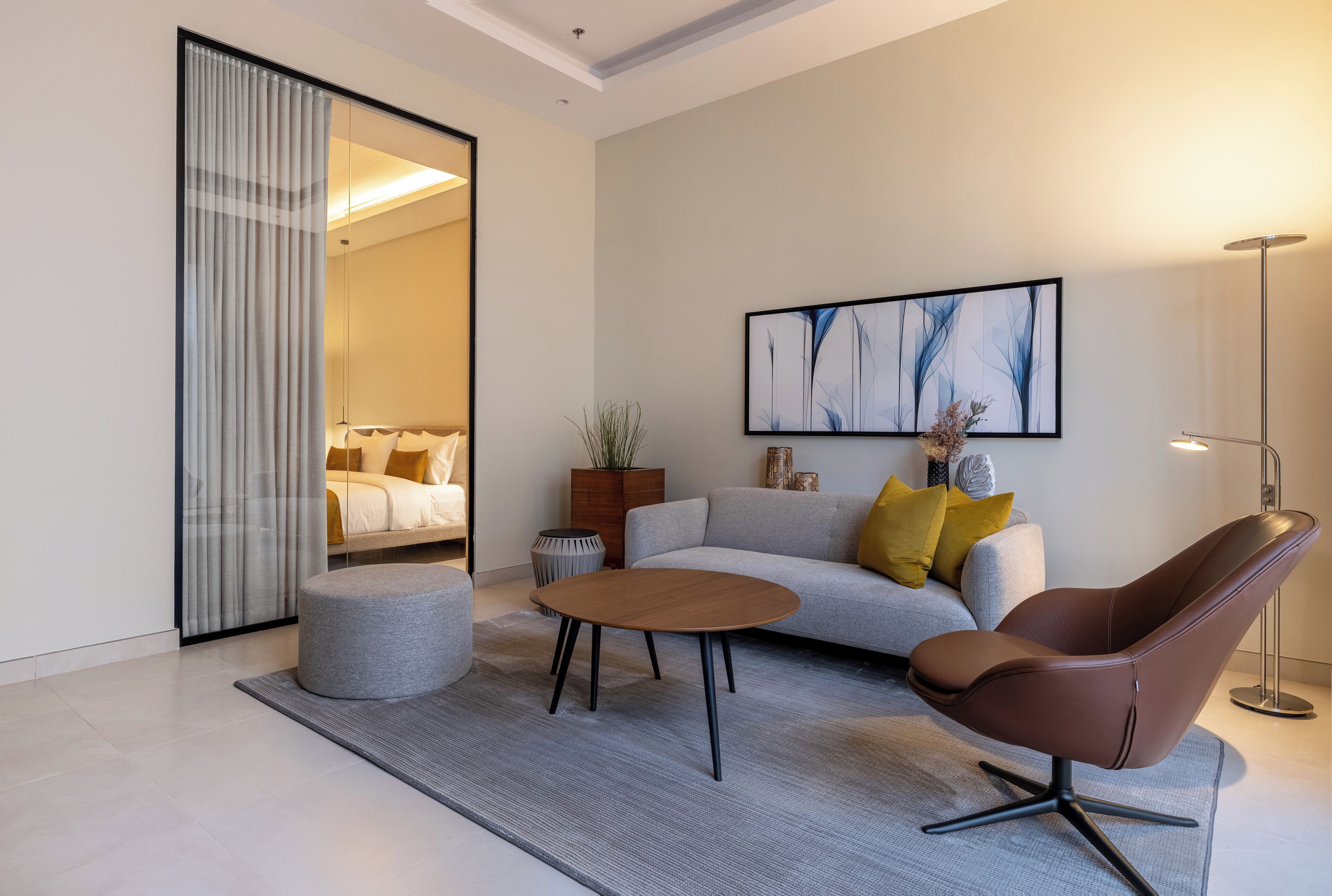 Junior Suite 50m | Living area | TV