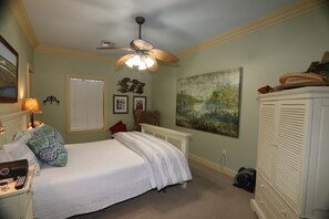 4 quartos, Wi-Fi de cortesia, roupa de cama