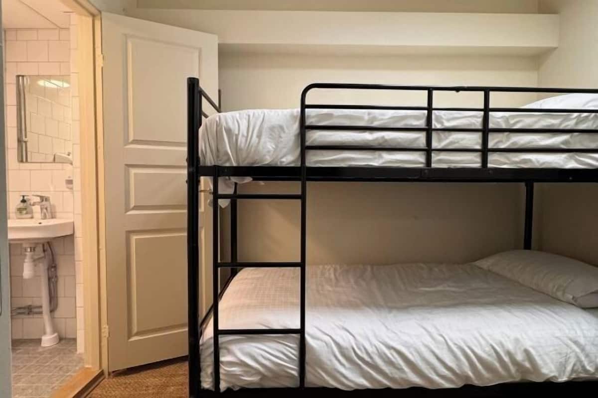 1 chambre, Wi-Fi gratuit, draps fournis