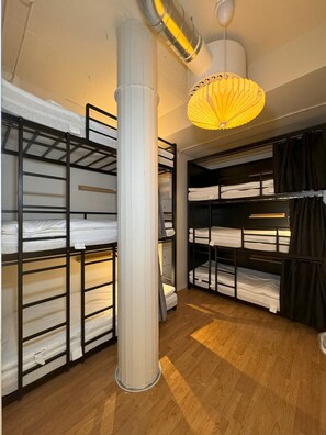 Private 6 Bed Dorm Room