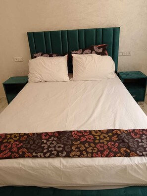 2 Schlafzimmer, Bügeleisen/Bügelbrett, kostenloses WLAN, Bettwäsche