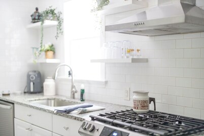 Lovely Historic District Retreat