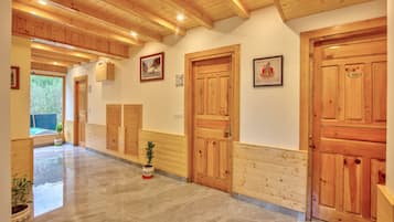 Luxury Double Room, 1 Bedroom, Balcony, Mountain View | Soundproofing, free WiFi