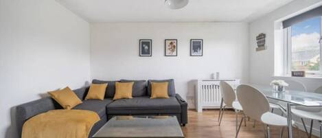 Apartment | Living area