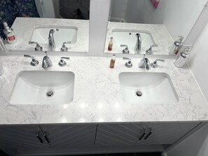 Towels, soap, shampoo, toilet paper