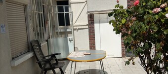 Nice room close to shops