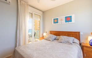 2 soverom og strykejern/-brett