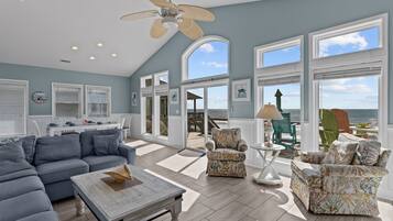 Smart TV, DVD player