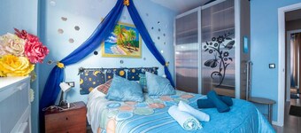 BEC, Parking, 1 WC and 1 toilet, Elevator.