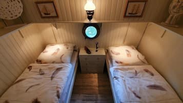 8 habitaciones, wifi y ropa de cama