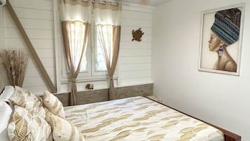 1 bedroom, iron/ironing board, WiFi, bed sheets