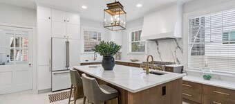 Spacious, newly renovated  4-bedroom house in S Tampa Near Water/Downtown
