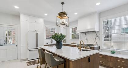 Spacious, newly renovated 4-bedroom house in S Tampa Near Water/Downtown
