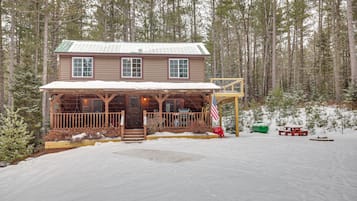 House (2 Bedrooms) | Exterior