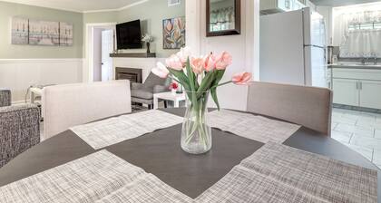 < 2 Mi to Beach: Cozy Cottage w/ Patio on Cape Cod