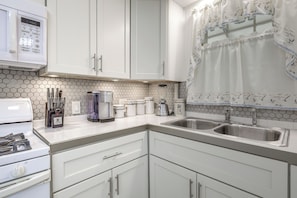 Chaumière (2 Bedrooms) | Intérieur
