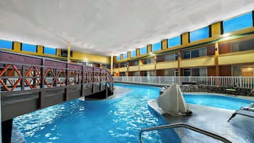 Una piscina cubierta