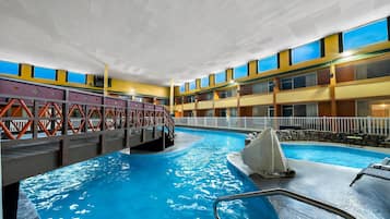 Una piscina cubierta