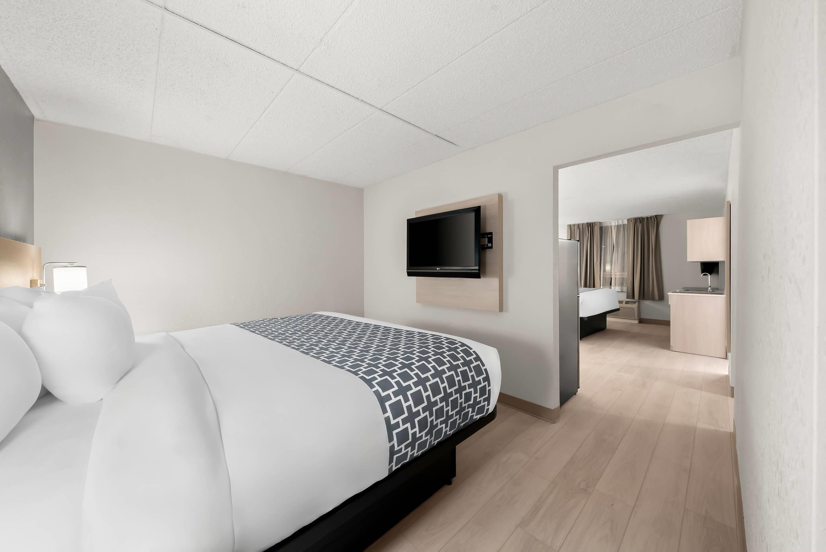 Arbetsyta för laptop, mörkläggningsgardiner, gratis wi-fi och sängkläder