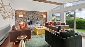 House, 3 Bedrooms | Living area