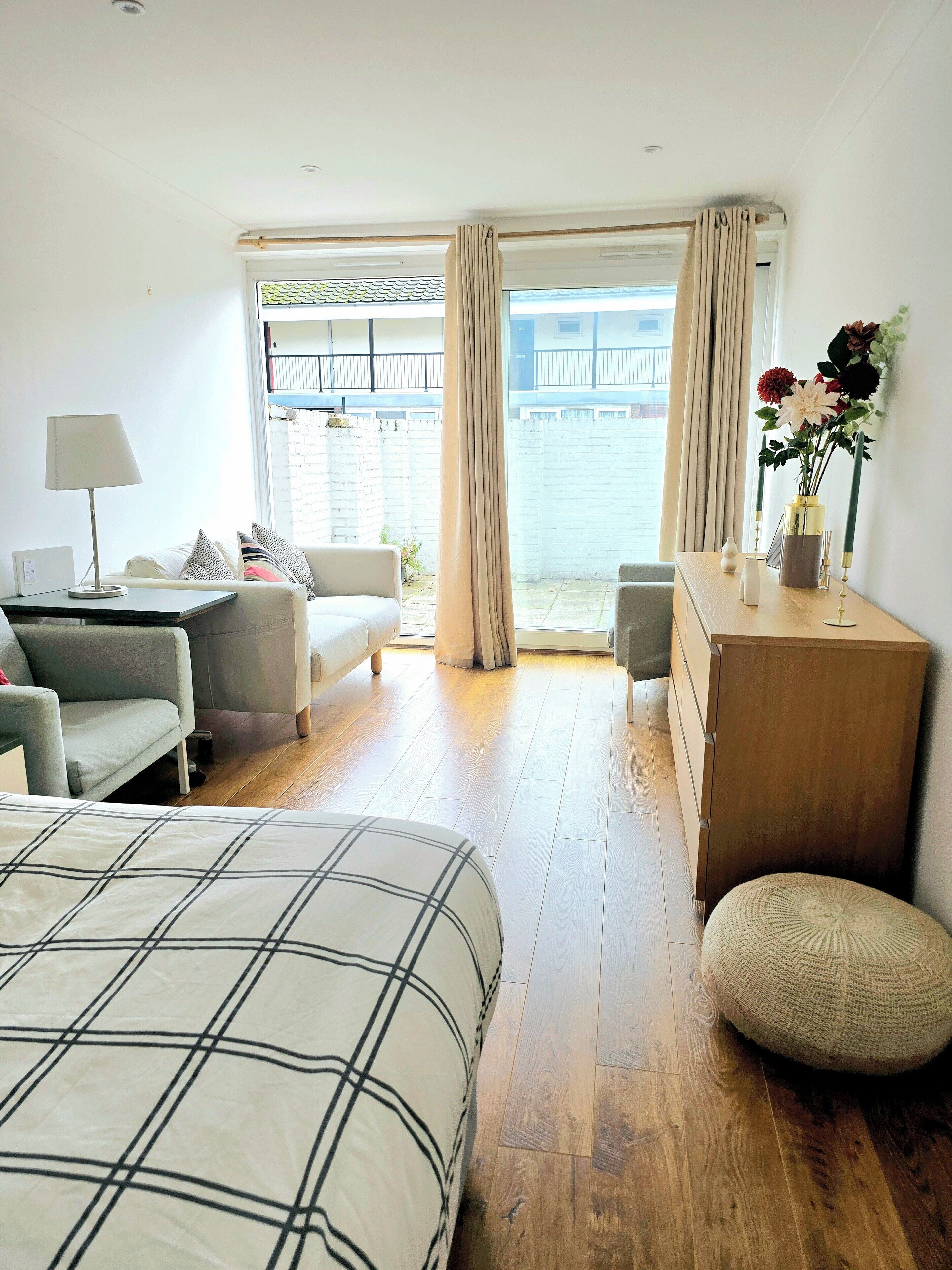 4 bedrooms, iron/ironing board, travel crib, WiFi