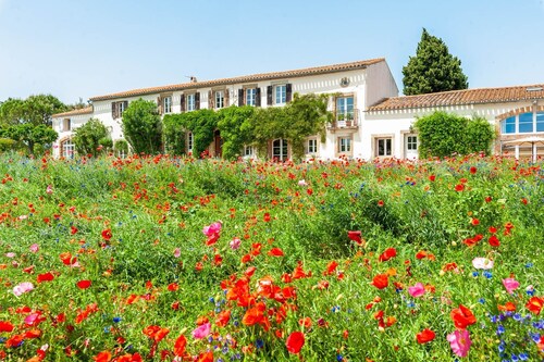 Domaine Des Pavots - Cinq Chambres Villa, Couchages 10
