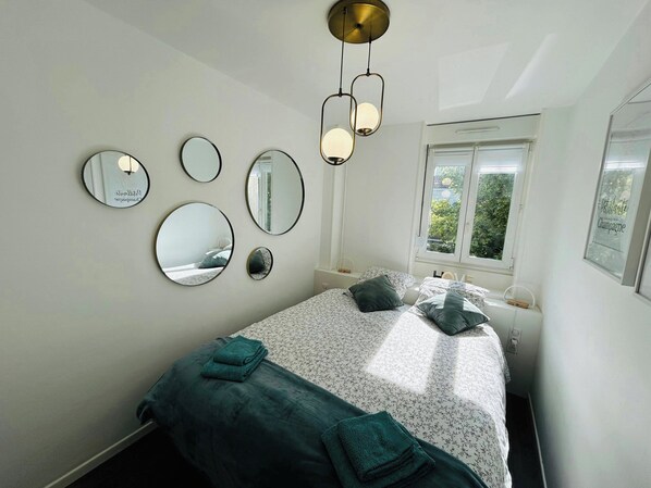 1 bedroom, WiFi, bed sheets