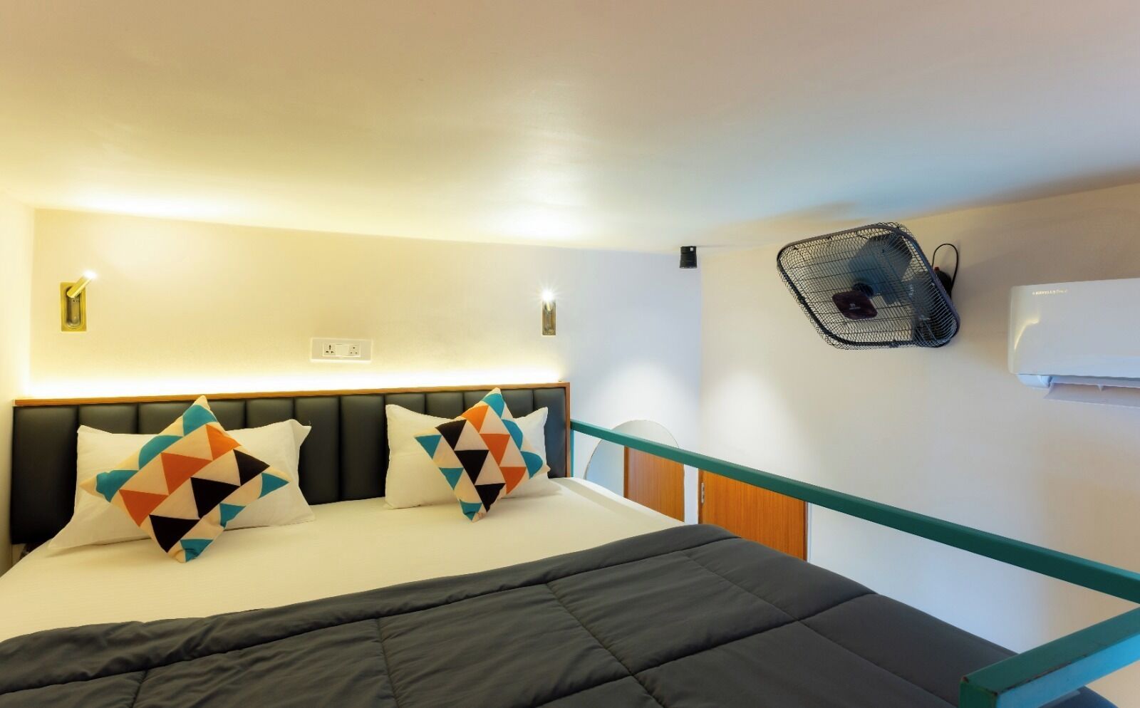 Standard Studio | Blackout drapes, iron/ironing board, free WiFi, bed sheets